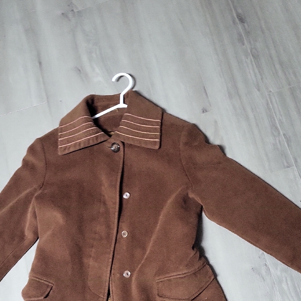 Elegant Brown Women's Coat - Picture 3 of 11